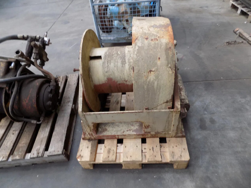 Hydraulische lier zware en lichte uitvoering hydraulisch aangedreven lieren - Giàn khoan: hình 4 Hydraulische lier zware en lichte uitvoering hydraulisch aangedreven lieren - Giàn khoan: hình 4