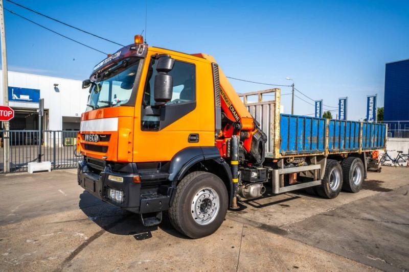 Iveco TRAKKER 360-6X4-E5+PALFINGER 23002/5x - Xe tải thùng lửng/ Phẳng, Xe cẩu tự hành: hình 1 Iveco TRAKKER 360-6X4-E5+PALFINGER 23002/5x - Xe tải thùng lửng/ Phẳng, Xe cẩu tự hành: hình 1