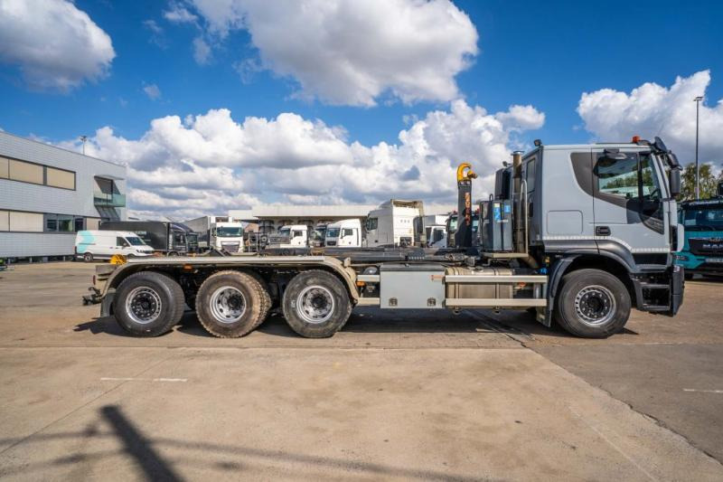 Iveco X-WAY 460 - Xe tải nâng móc: hình 3 Iveco X-WAY 460 - Xe tải nâng móc: hình 3