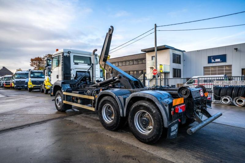 MAN TGA 33.360 BB - Xe tải nâng móc: hình 5 MAN TGA 33.360 BB - Xe tải nâng móc: hình 5