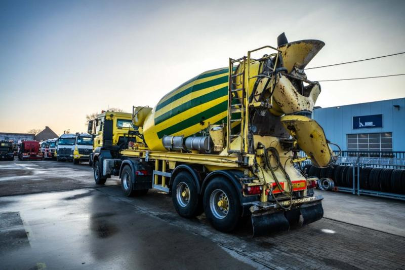 MAN TGS 18.440 BLS 4x4 (+cardan)+STETTER 10M3 - Xe trộn bê tông: hình 5 MAN TGS 18.440 BLS 4x4 (+cardan)+STETTER 10M3 - Xe trộn bê tông: hình 5