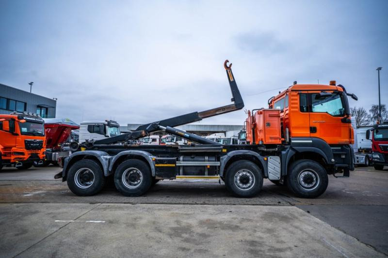 MAN TGS 35.440 BB - 8X8 - AJK - Xe tải nâng móc: hình 3 MAN TGS 35.440 BB - 8X8 - AJK - Xe tải nâng móc: hình 3