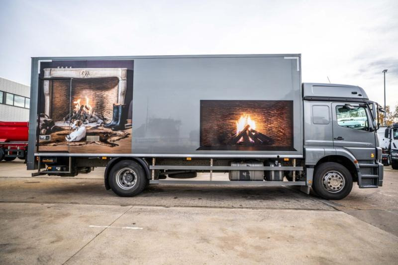 Mercedes AXOR 1824 L - 132 150 KM - Xe tải hộp: hình 3 Mercedes AXOR 1824 L - 132 150 KM - Xe tải hộp: hình 3