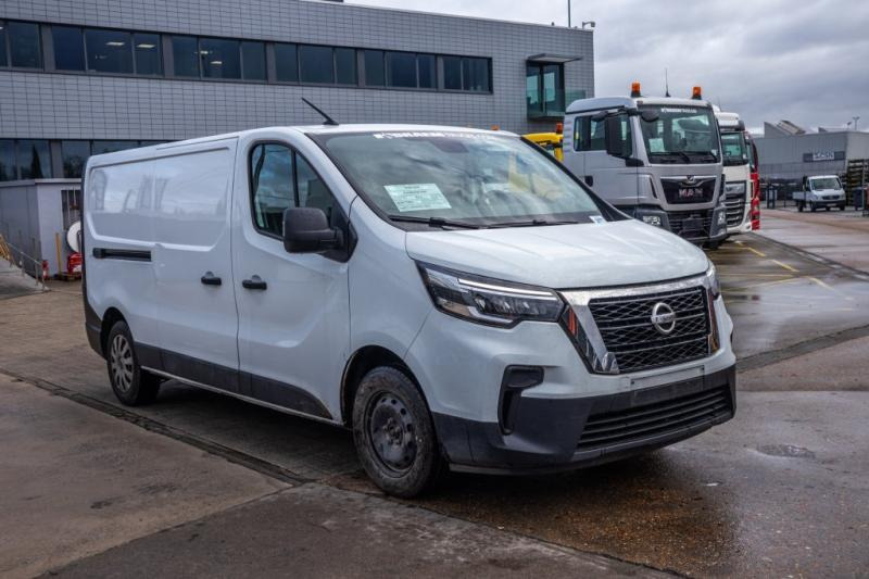 Nissan Primastar - Xe van nhỏ gọn: hình 2 Nissan Primastar - Xe van nhỏ gọn: hình 2