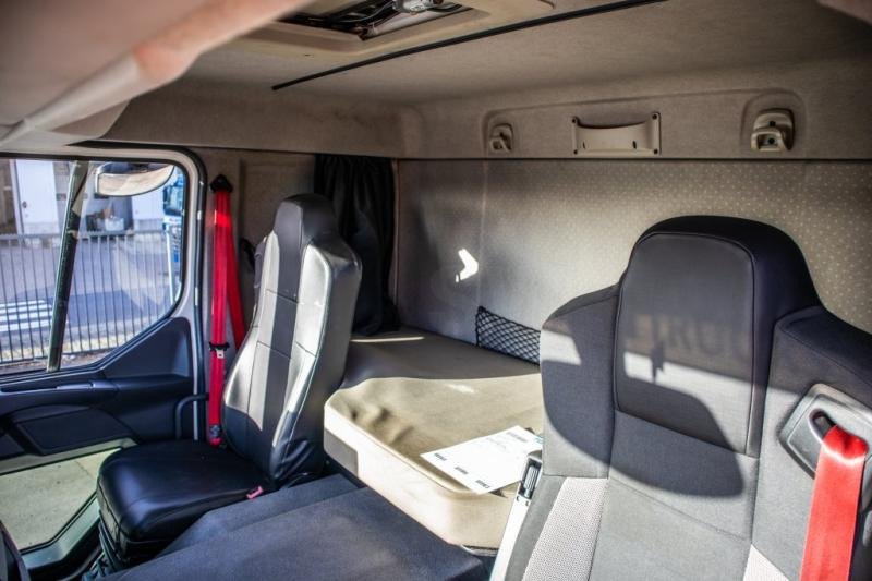 Xe tải đông lạnh Renault D 330 -CARRIER SUPRA 850-Vlees/Meat/Viande/Fleisch: hình 7