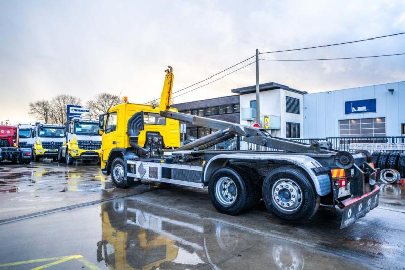 Volvo FM400-6x2-E5 + VDL 20 T. - Xe tải nâng móc: hình 5 Volvo FM400-6x2-E5 + VDL 20 T. - Xe tải nâng móc: hình 5