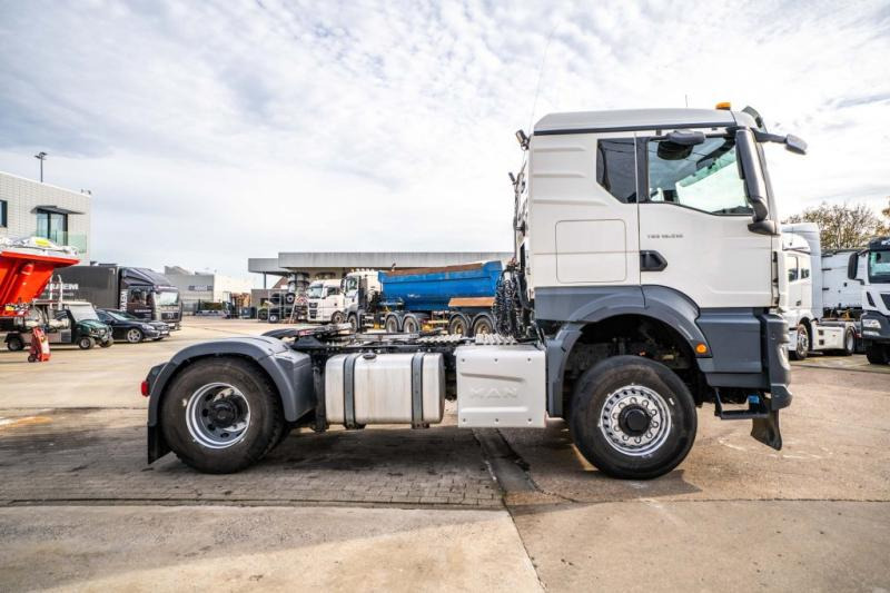 MAN TGS 18.510 BLS - 4X4H - HYDR. - Xe đầu kéo: hình 4 MAN TGS 18.510 BLS - 4X4H - HYDR. - Xe đầu kéo: hình 4