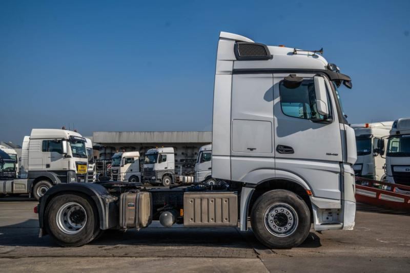 Mercedes ACTROS 1846 LS + kiphydr. - Xe đầu kéo: hình 3 Mercedes ACTROS 1846 LS + kiphydr. - Xe đầu kéo: hình 3