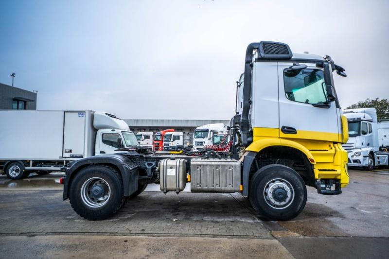 Mercedes AROCS 2045 AS (cardan) - Xe đầu kéo: hình 3 Mercedes AROCS 2045 AS (cardan) - Xe đầu kéo: hình 3