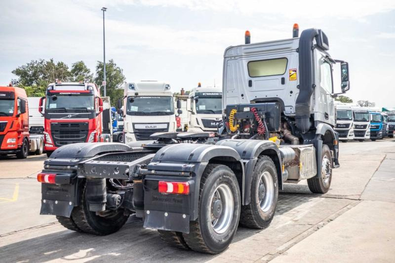 Mercedes AROCS 2645 BLS-6X4 - Xe đầu kéo: hình 3 Mercedes AROCS 2645 BLS-6X4 - Xe đầu kéo: hình 3