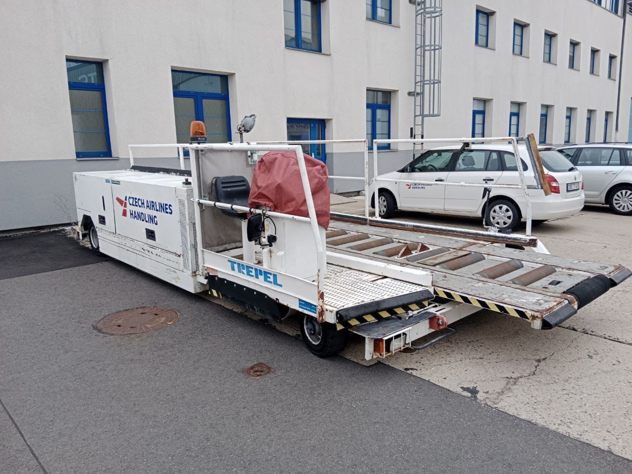 TREPEL CCL35/35 - Loader nâng hạ container/ Pallet: hình 3 TREPEL CCL35/35 - Loader nâng hạ container/ Pallet: hình 3