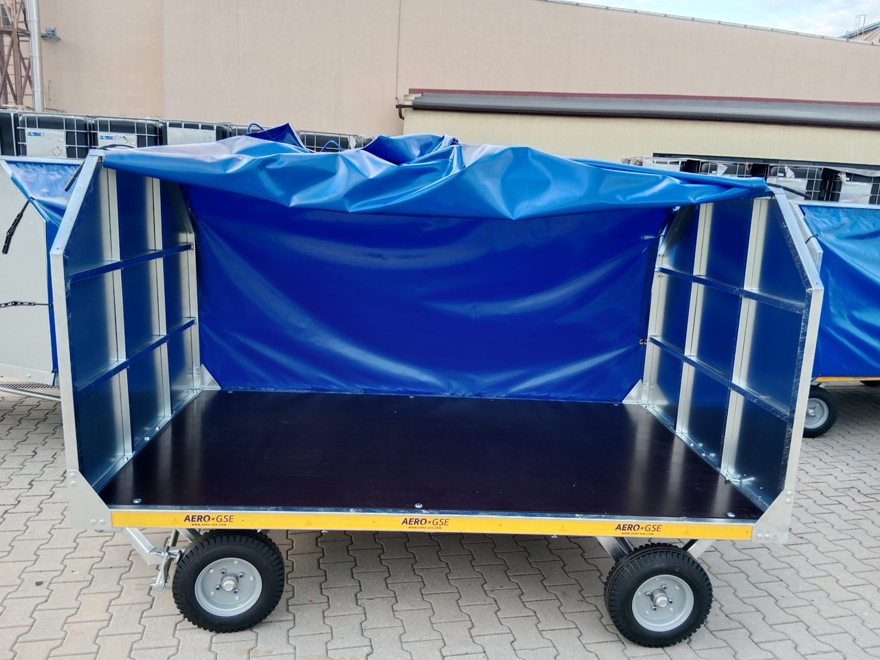 AERO-GSE BAGGAGE CART BC-ZW30-D2400 - Thiết bị phục vụ mặt đất: hình 1 AERO-GSE BAGGAGE CART BC-ZW30-D2400 - Thiết bị phục vụ mặt đất: hình 1
