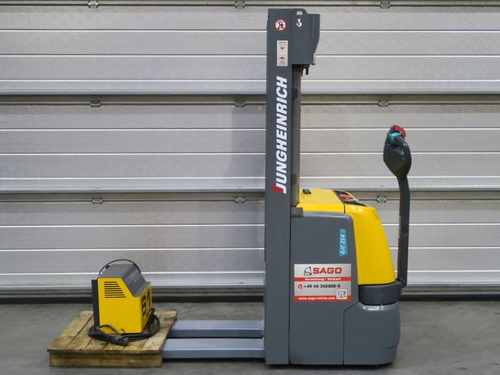 Jungheinrich EJC214 - Máy xếp chồng: hình 1 Jungheinrich EJC214 - Máy xếp chồng: hình 1