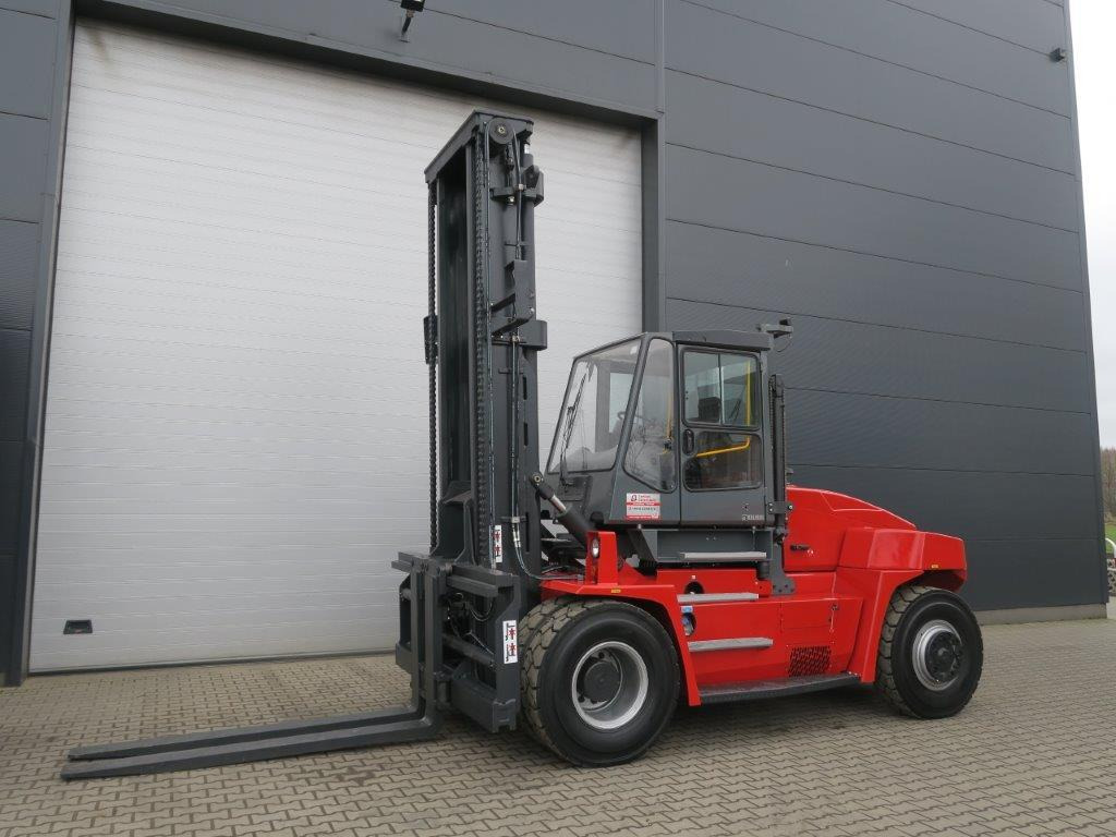 Kalmar DCE150-6 - Xe nâng diesel: hình 1 Kalmar DCE150-6 - Xe nâng diesel: hình 1
