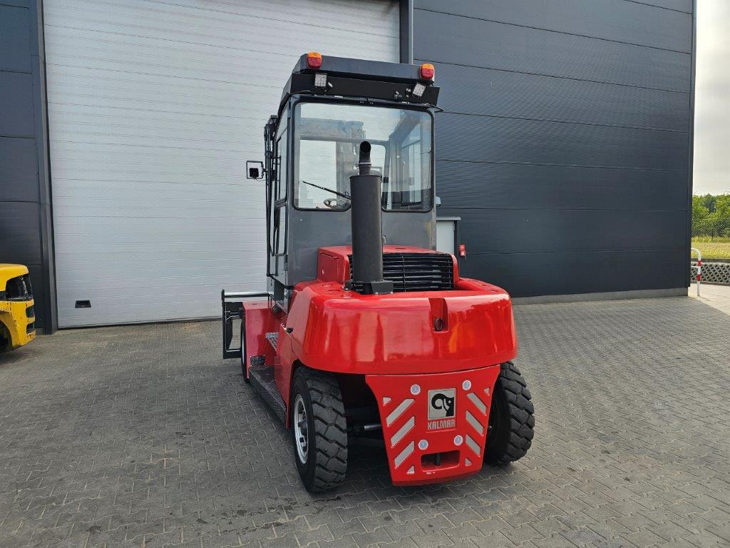 Kalmar DCE80-6 - Empty Containers Handler - Xe nâng diesel: hình 5 Kalmar DCE80-6 - Empty Containers Handler - Xe nâng diesel: hình 5