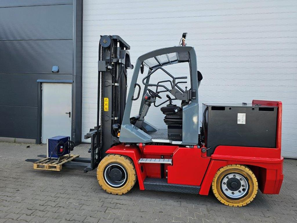 Kalmar ECF70-6C Kompaktstapler - Xe nâng điện: hình 1 Kalmar ECF70-6C Kompaktstapler - Xe nâng điện: hình 1