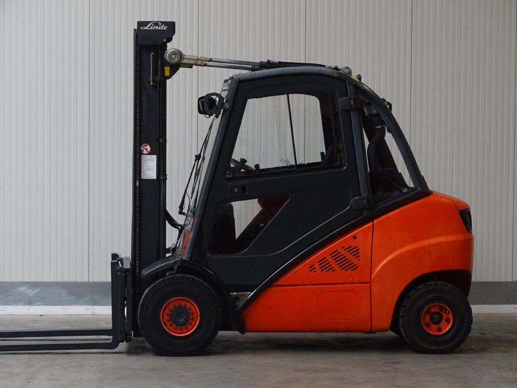 Linde H35D - Xe nâng diesel: hình 3 Linde H35D - Xe nâng diesel: hình 3