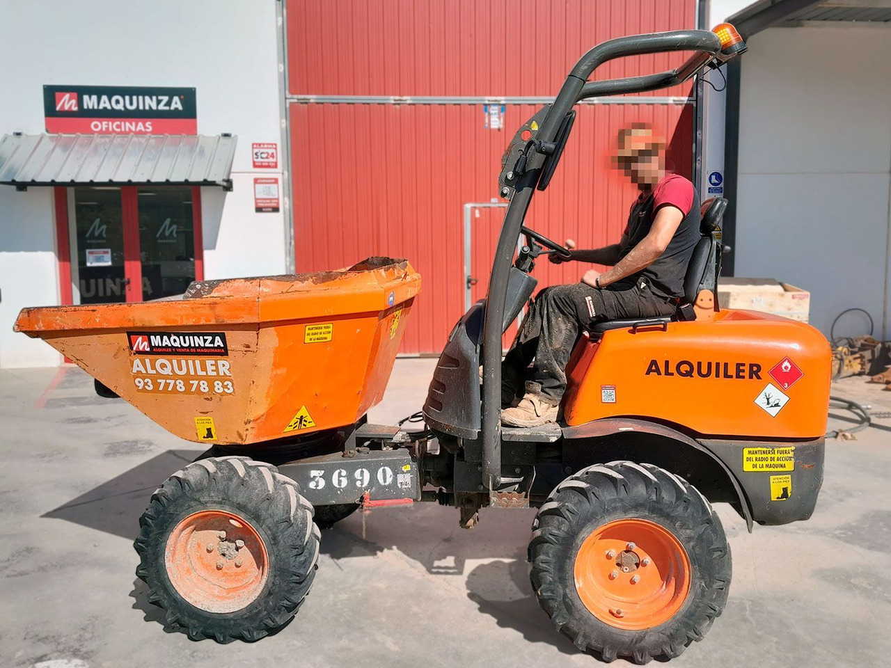 AUSA D150AHG - Xe ben đổ mini: hình 1 AUSA D150AHG - Xe ben đổ mini: hình 1