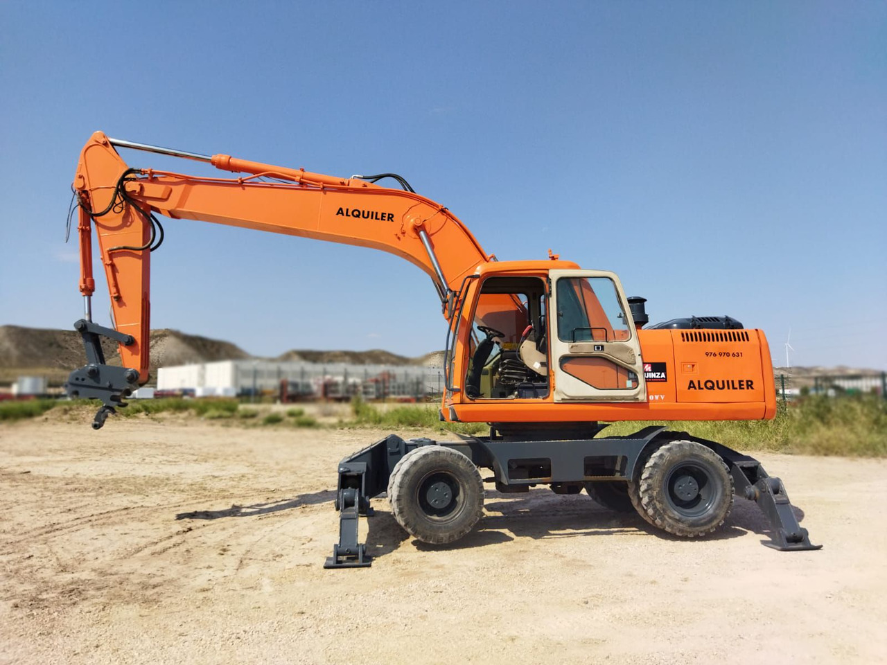 DAEWOO 210 W-V M4E (LOC) - Máy xúc bánh lốp: hình 3 DAEWOO 210 W-V M4E (LOC) - Máy xúc bánh lốp: hình 3