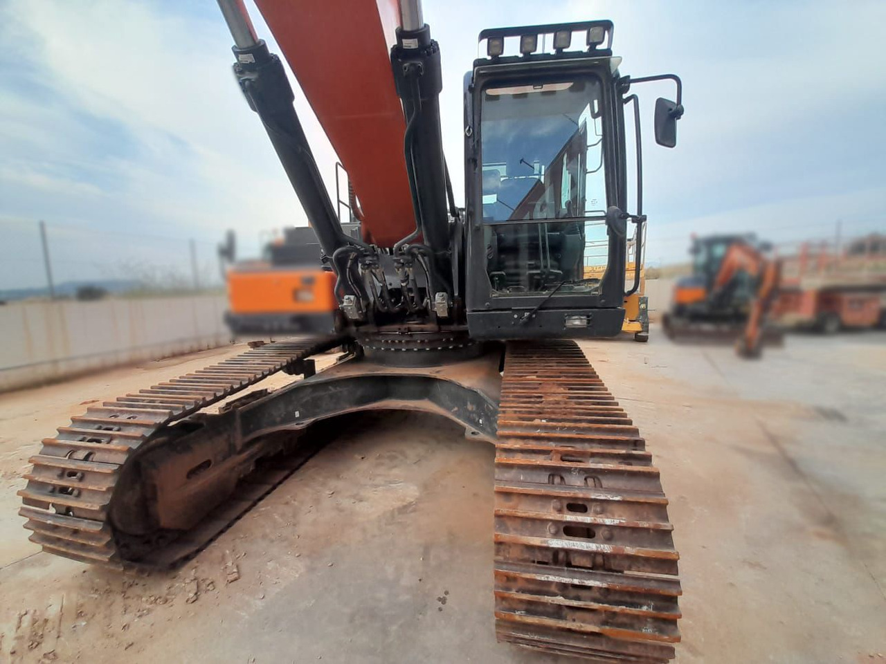 DOOSAN DX350LC-7 - Máy xúc bánh xích: hình 3 DOOSAN DX350LC-7 - Máy xúc bánh xích: hình 3