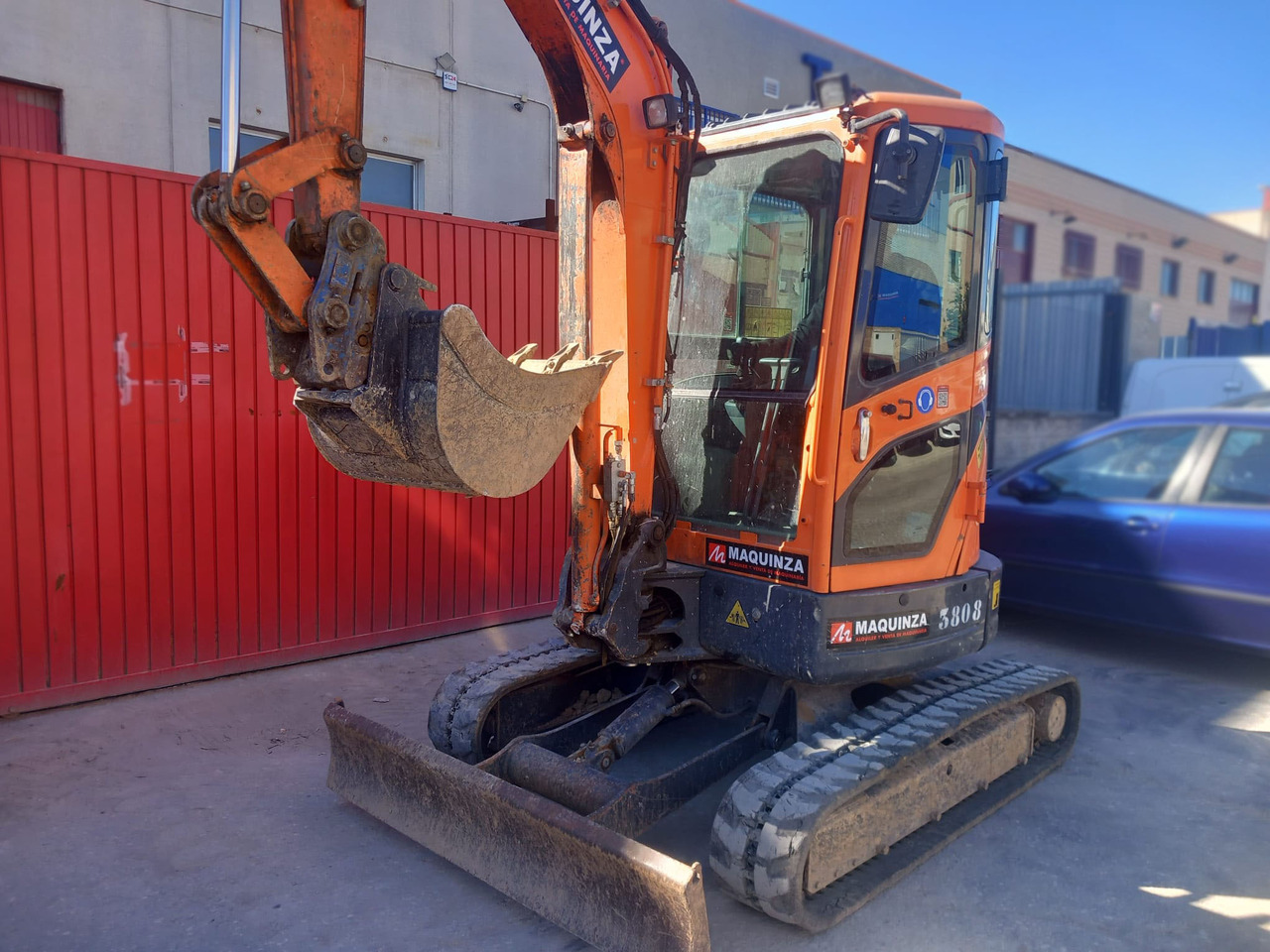 DOOSAN DX35Z - Máy xúc mini: hình 3 DOOSAN DX35Z - Máy xúc mini: hình 3