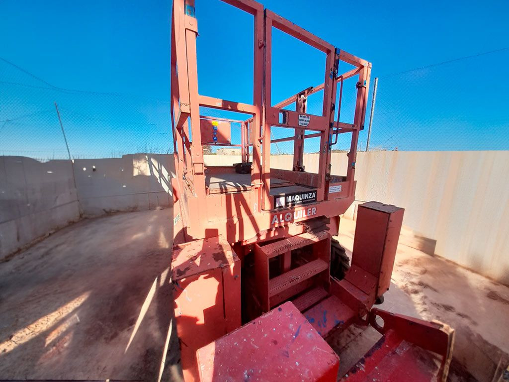 GENIE GS2668RT - Máy nâng người hình kéo: hình 3 GENIE GS2668RT - Máy nâng người hình kéo: hình 3