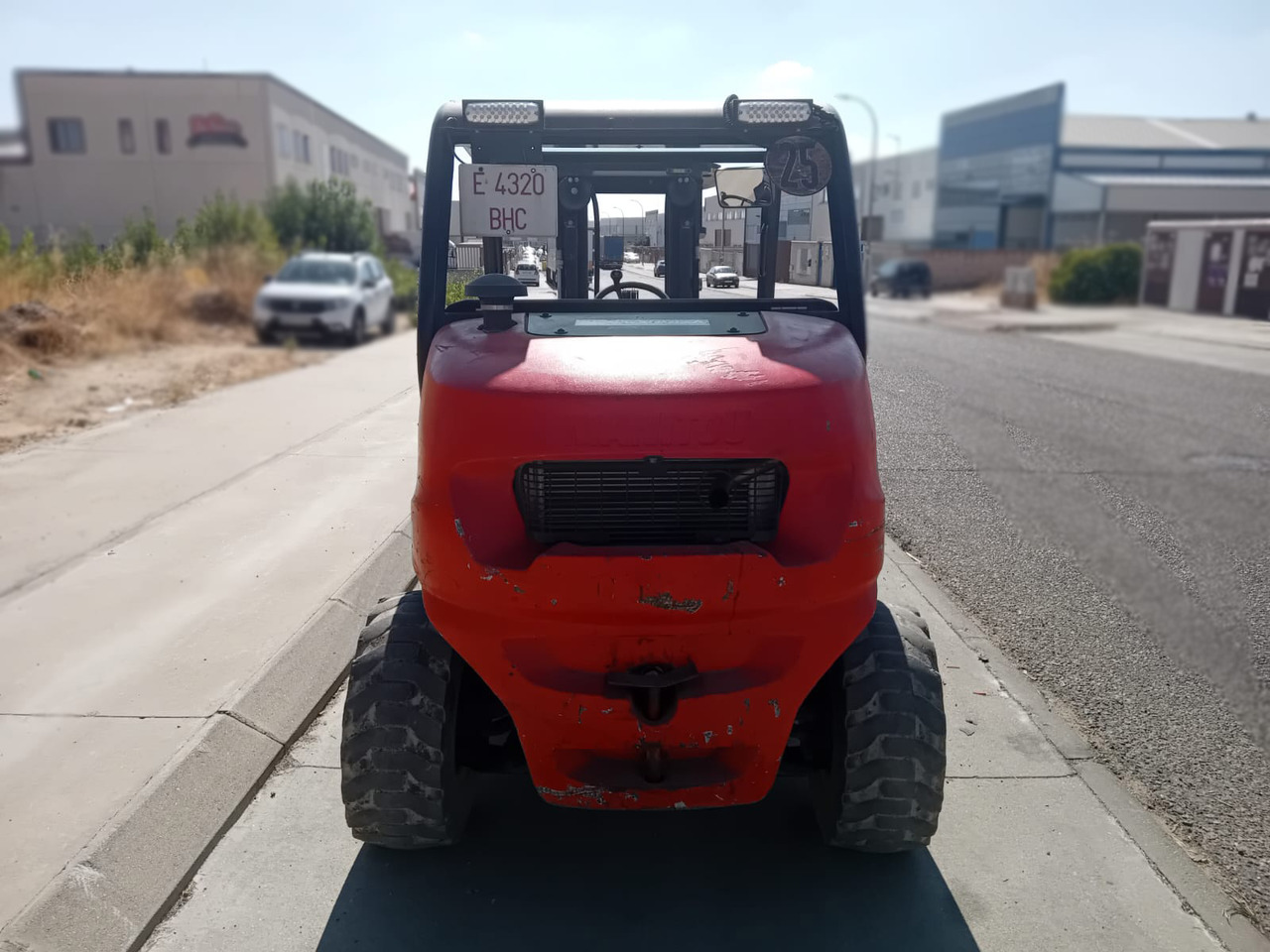 MANITOU MC18.4 D - Xe nâng diesel: hình 3 MANITOU MC18.4 D - Xe nâng diesel: hình 3