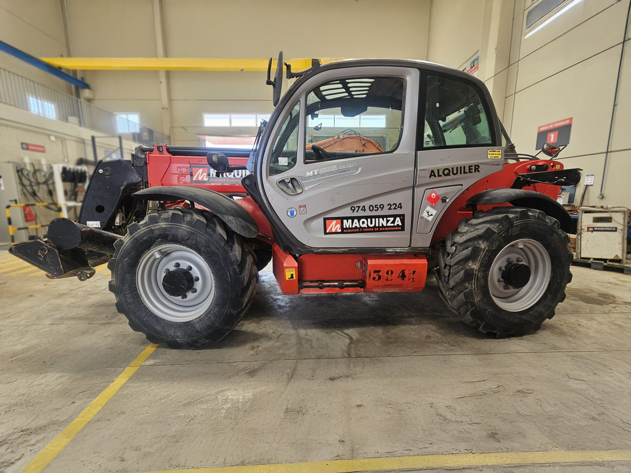 MANITOU MT1335 EASY - Xe nhấc hình viễn vọng kính: hình 1 MANITOU MT1335 EASY - Xe nhấc hình viễn vọng kính: hình 1