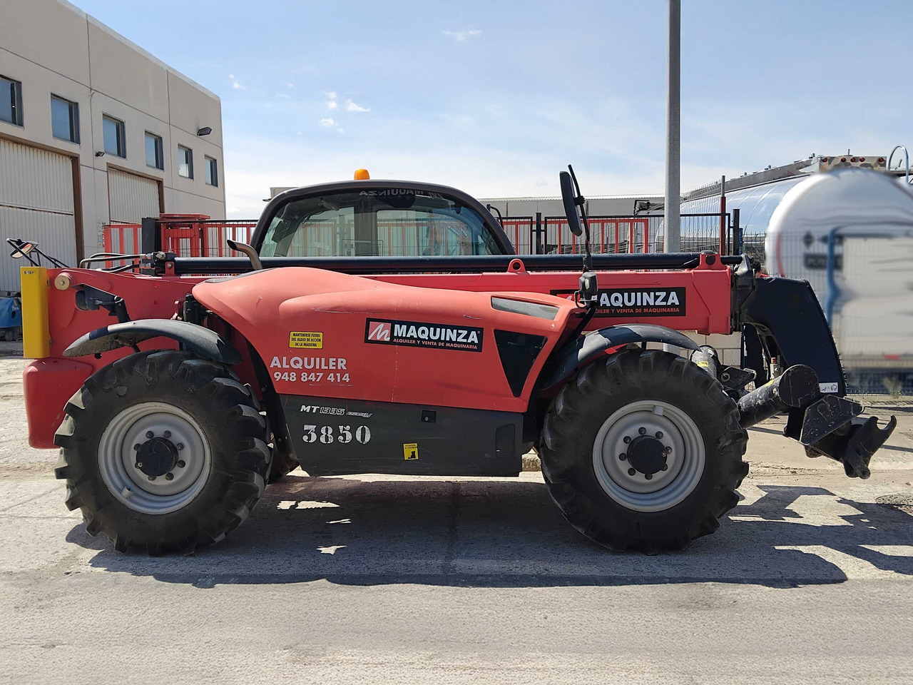 MANITOU MT1335 EASY - Xe nhấc hình viễn vọng kính: hình 1 MANITOU MT1335 EASY - Xe nhấc hình viễn vọng kính: hình 1