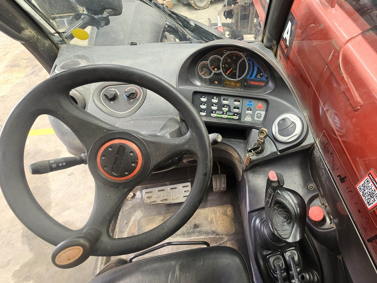 MANITOU MT1335 EASY - Xe nhấc hình viễn vọng kính: hình 3 MANITOU MT1335 EASY - Xe nhấc hình viễn vọng kính: hình 3