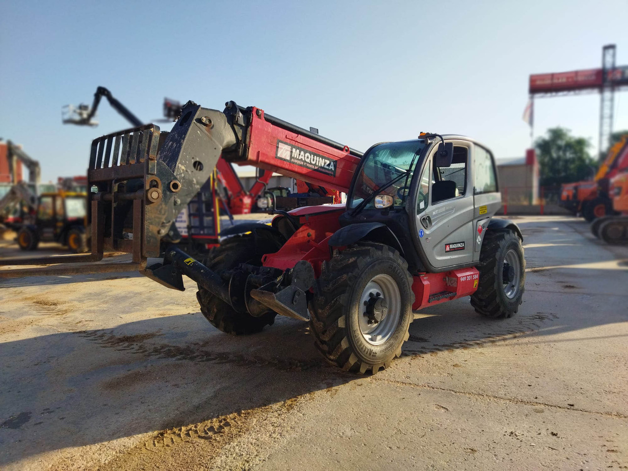 MANITOU MT1335 EASY - Xe nhấc hình viễn vọng kính: hình 4 MANITOU MT1335 EASY - Xe nhấc hình viễn vọng kính: hình 4