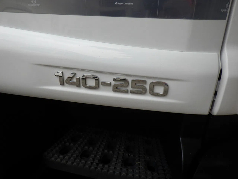 Iveco EuroCargo 140 250 / 6 cilinder / Manual / Bladgeveerd / Hiab X-HIDUO 158 / Radiografisch / Drilling / Winch - Xe cẩu tự hành: hình 5 Iveco EuroCargo 140 250 / 6 cilinder / Manual / Bladgeveerd / Hiab X-HIDUO 158 / Radiografisch / Drilling / Winch - Xe cẩu tự hành: hình 5