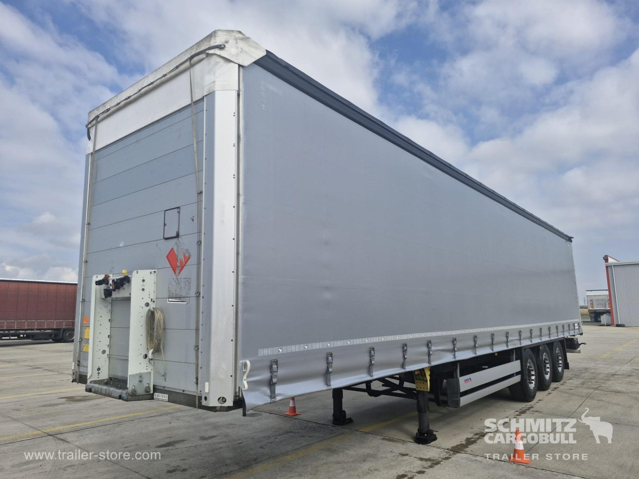 SCHMITZ Curtainsider Standard - Sơ mi rơ moóc mui bạt: hình 1 SCHMITZ Curtainsider Standard - Sơ mi rơ moóc mui bạt: hình 1