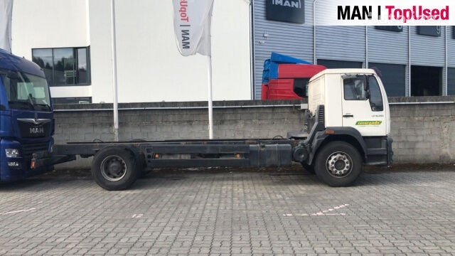 MAN LE 18.280 4X2 LL - Xe đầu kéo: hình 5 MAN LE 18.280 4X2 LL - Xe đầu kéo: hình 5