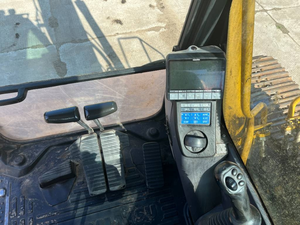 Komatsu PC 210 LC-8 - Máy xúc bánh xích: hình 5 Komatsu PC 210 LC-8 - Máy xúc bánh xích: hình 5