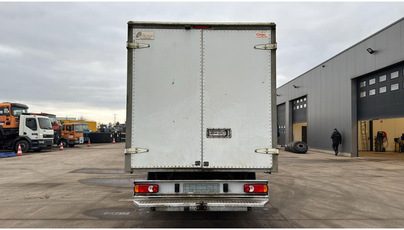 Citroën Jumper (3.0L / 180PS / EURO 5 / N1 / BELGIAN VAN) - Xe tải nhỏ thùng kín: hình 5 Citroën Jumper (3.0L / 180PS / EURO 5 / N1 / BELGIAN VAN) - Xe tải nhỏ thùng kín: hình 5