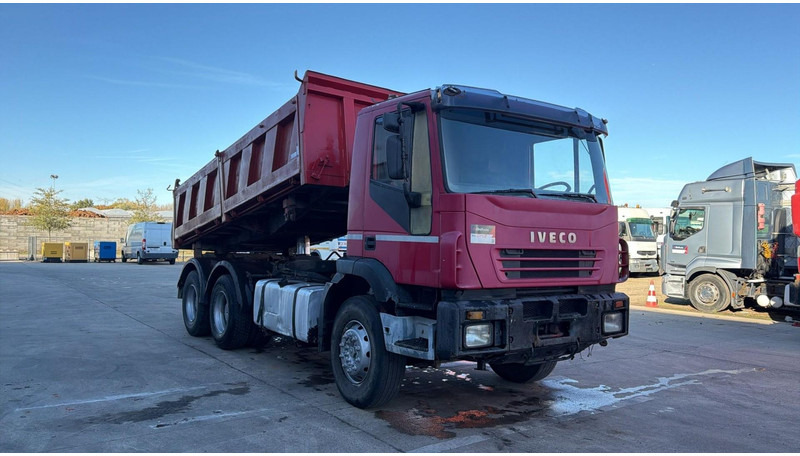 Iveco Eurotrakker 260 E 34 (POMPE MANUELLE / MANUAL PUMP / LAMES / GRAND PONT / BOITE MANUELLE) - Xe ben: hình 2 Iveco Eurotrakker 260 E 34 (POMPE MANUELLE / MANUAL PUMP / LAMES / GRAND PONT / BOITE MANUELLE) - Xe ben: hình 2