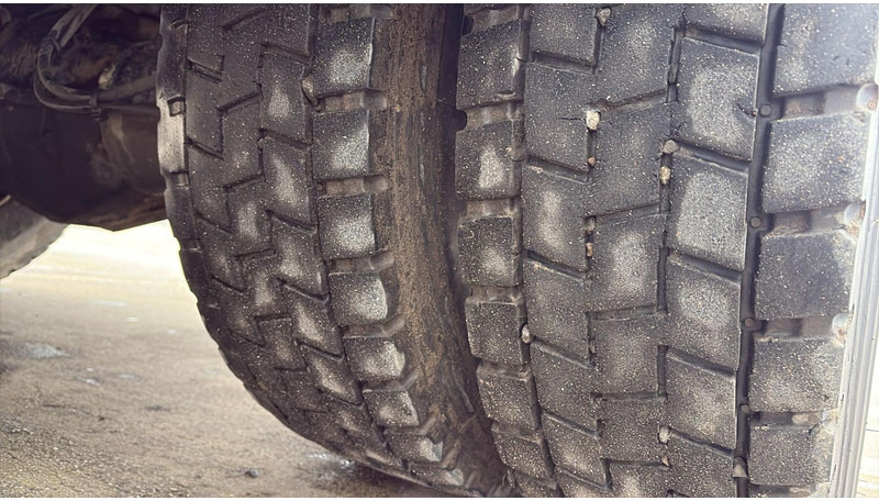 Xe bồn MAN 10.153 (7500L / FULL STEEL / LAMES / BOITE MANUELLE / MANUAL GEARBOX): hình 11 Xe bồn MAN 10.153 (7500L / FULL STEEL / LAMES / BOITE MANUELLE / MANUAL GEARBOX): hình 11