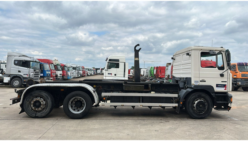 MAN 26.312 (6 CYLINDER / 6X2 / BELGIAN TRUCK IN GOOD CONDITION) - Xe tải khung gầm: hình 4 MAN 26.312 (6 CYLINDER / 6X2 / BELGIAN TRUCK IN GOOD CONDITION) - Xe tải khung gầm: hình 4