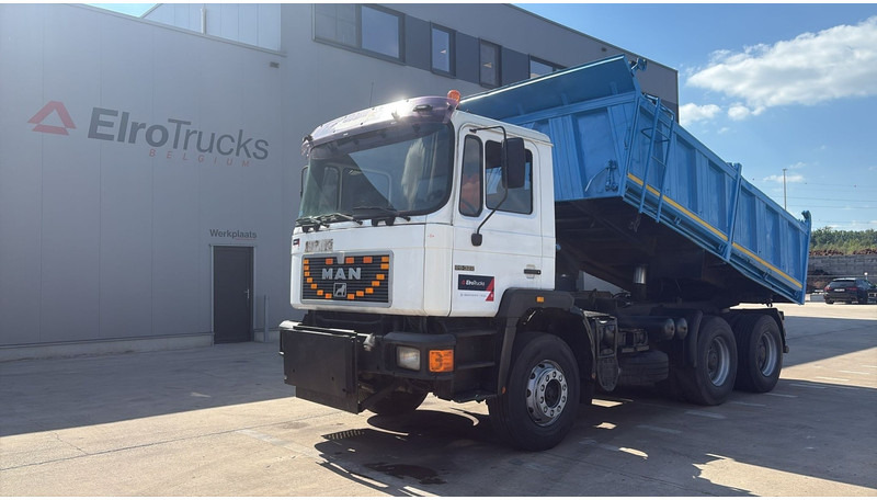 MAN 26.322 (MANUAL PUMP / POMPE MANUELLE / LAMES / GRAND PONT / BIG AXLE) - Xe ben: hình 1 MAN 26.322 (MANUAL PUMP / POMPE MANUELLE / LAMES / GRAND PONT / BIG AXLE) - Xe ben: hình 1