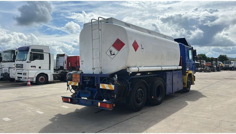 MAN 26.402 (18.000 L / 6X2 / 6 CYLINDER / FRONT STEEL / 3 COMPARTIMENTS) - Xe bồn: hình 5 MAN 26.402 (18.000 L / 6X2 / 6 CYLINDER / FRONT STEEL / 3 COMPARTIMENTS) - Xe bồn: hình 5