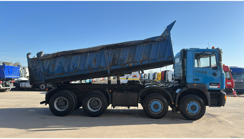 MAN 35.364 (STEEL SUSP. / 6 CYLINDER / BIG AXLE / EURO 2 / MEILLER TIPPER) - Xe ben: hình 4 MAN 35.364 (STEEL SUSP. / 6 CYLINDER / BIG AXLE / EURO 2 / MEILLER TIPPER) - Xe ben: hình 4