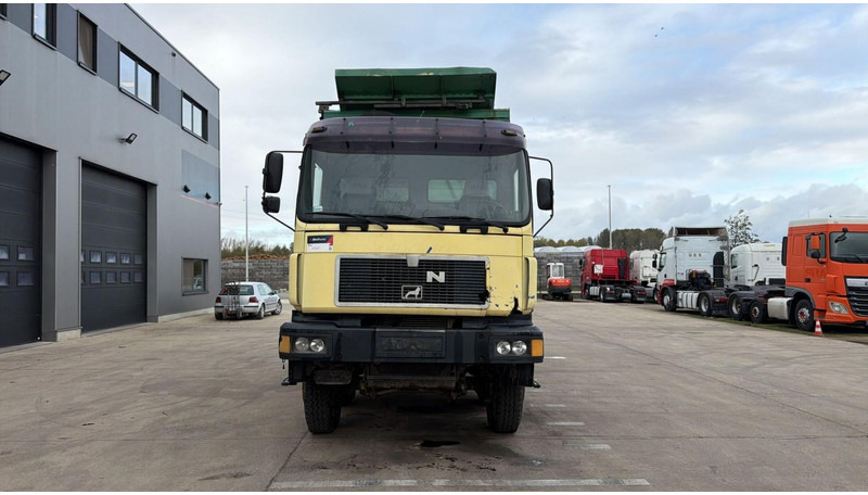 MAN 35.402 (8X8 / BIG AXLES / GRAND PONT / LAMES / STEEL SUSP. / 6 CYLINDER) - Xe ben: hình 2 MAN 35.402 (8X8 / BIG AXLES / GRAND PONT / LAMES / STEEL SUSP. / 6 CYLINDER) - Xe ben: hình 2