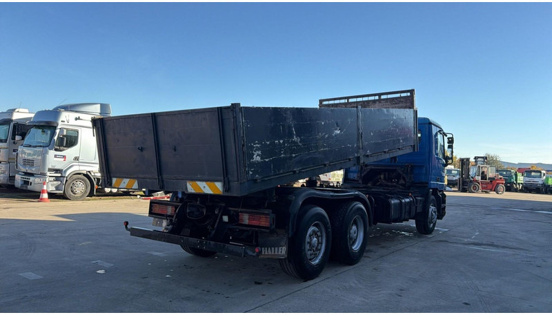 Mercedes-Benz ACTROS 2535 (EPS / BENNE / TIPPER / 8 ROUES / 3 PEDALES) - Xe ben: hình 4 Mercedes-Benz ACTROS 2535 (EPS / BENNE / TIPPER / 8 ROUES / 3 PEDALES) - Xe ben: hình 4