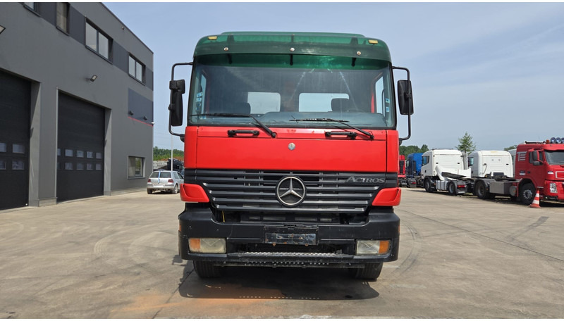 Mercedes-Benz ACTROS 2640 (EPS / 3 PEDALES / V6 / LAMES / GRAND PONT / EURO 2 / SEMI-AUTO) - Xe tải khung gầm: hình 2 Mercedes-Benz ACTROS 2640 (EPS / 3 PEDALES / V6 / LAMES / GRAND PONT / EURO 2 / SEMI-AUTO) - Xe tải khung gầm: hình 2