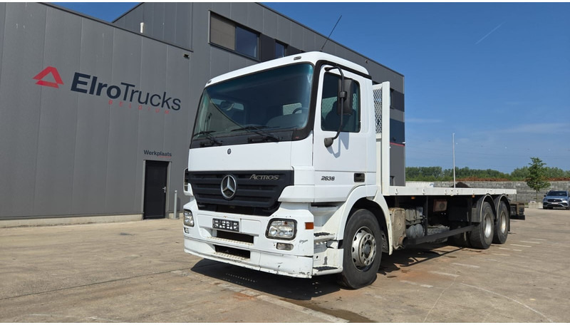 Mercedes-Benz Actros 2636 (6X4 / LAMES / GRAND PONT / MP2 / STEEL SUSP. / BOITE MANUELLE / MANUAL GEARBOX / 9M CHASSIS !!!) - Xe tải thùng lửng/ Phẳng: hình 1 Mercedes-Benz Actros 2636 (6X4 / LAMES / GRAND PONT / MP2 / STEEL SUSP. / BOITE MANUELLE / MANUAL GEARBOX / 9M CHASSIS !!!) - Xe tải thùng lửng/ Phẳng: hình 1