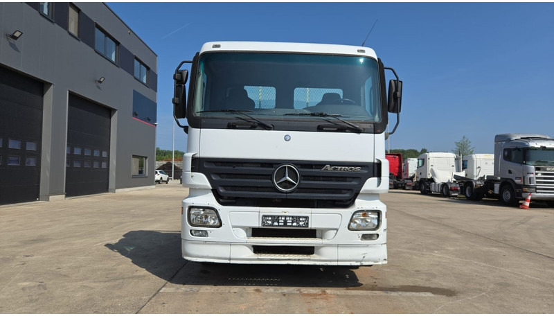 Mercedes-Benz Actros 2636 (6X4 / LAMES / GRAND PONT / MP2 / STEEL SUSP. / BOITE MANUELLE / MANUAL GEARBOX / 9M CHASSIS !!!) - Xe tải thùng lửng/ Phẳng: hình 2 Mercedes-Benz Actros 2636 (6X4 / LAMES / GRAND PONT / MP2 / STEEL SUSP. / BOITE MANUELLE / MANUAL GEARBOX / 9M CHASSIS !!!) - Xe tải thùng lửng/ Phẳng: hình 2