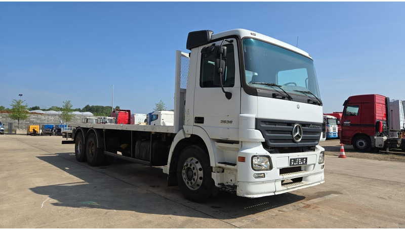 Mercedes-Benz Actros 2636 (6X4 / LAMES / GRAND PONT / MP2 / STEEL SUSP. / BOITE MANUELLE / MANUAL GEARBOX / 9M CHASSIS !!!) - Xe tải thùng lửng/ Phẳng: hình 3 Mercedes-Benz Actros 2636 (6X4 / LAMES / GRAND PONT / MP2 / STEEL SUSP. / BOITE MANUELLE / MANUAL GEARBOX / 9M CHASSIS !!!) - Xe tải thùng lửng/ Phẳng: hình 3