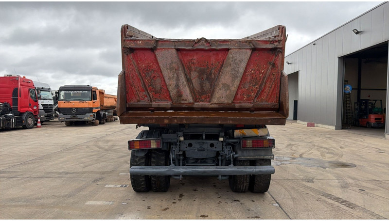Mercedes-Benz Actros 4143 (GRAND PONT / BOITE MANUELLE / LAMES / 8X4 / STEEL SUSP.) - Xe ben: hình 5 Mercedes-Benz Actros 4143 (GRAND PONT / BOITE MANUELLE / LAMES / 8X4 / STEEL SUSP.) - Xe ben: hình 5