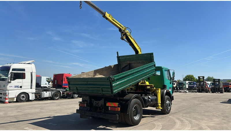 Mercedes-Benz SK 1722 (4X4 / LAMES / GRAND PONT / GRUE / TRES PROPRE / BIG HUB / STEEL SUSP. / V6) - Xe ben, Xe cẩu tự hành: hình 5 Mercedes-Benz SK 1722 (4X4 / LAMES / GRAND PONT / GRUE / TRES PROPRE / BIG HUB / STEEL SUSP. / V6) - Xe ben, Xe cẩu tự hành: hình 5